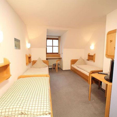 Hotel-Landgasthof Schuster غريدينغ المظهر الخارجي الصورة