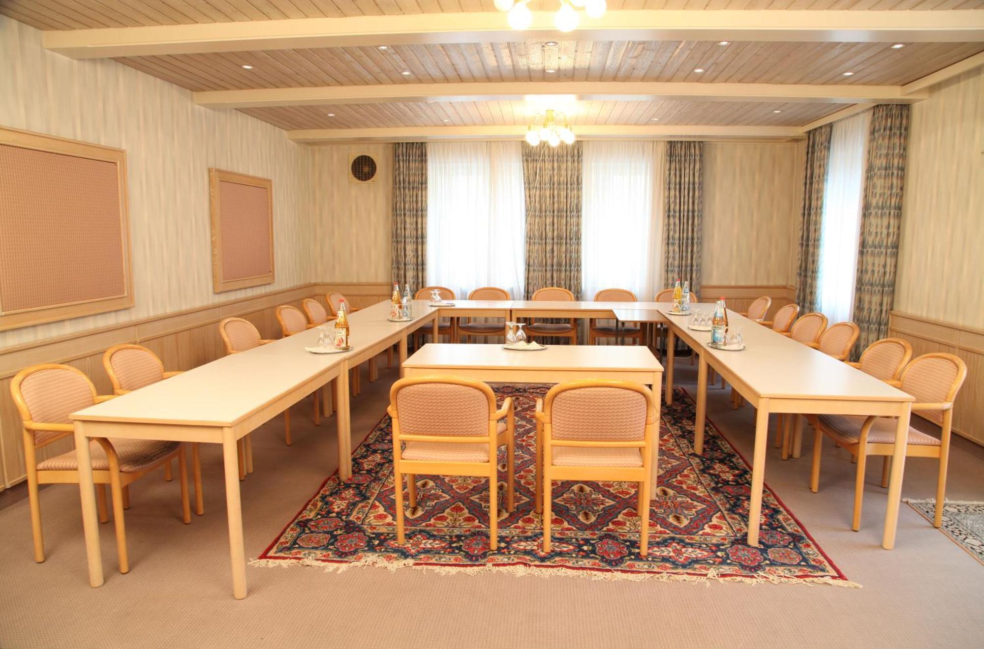 Hotel-Landgasthof Schuster غريدينغ المظهر الخارجي الصورة