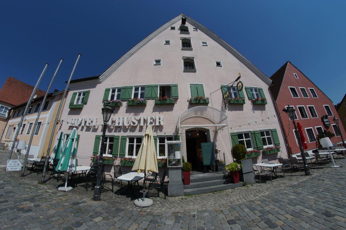 Hotel-Landgasthof Schuster غريدينغ المظهر الخارجي الصورة