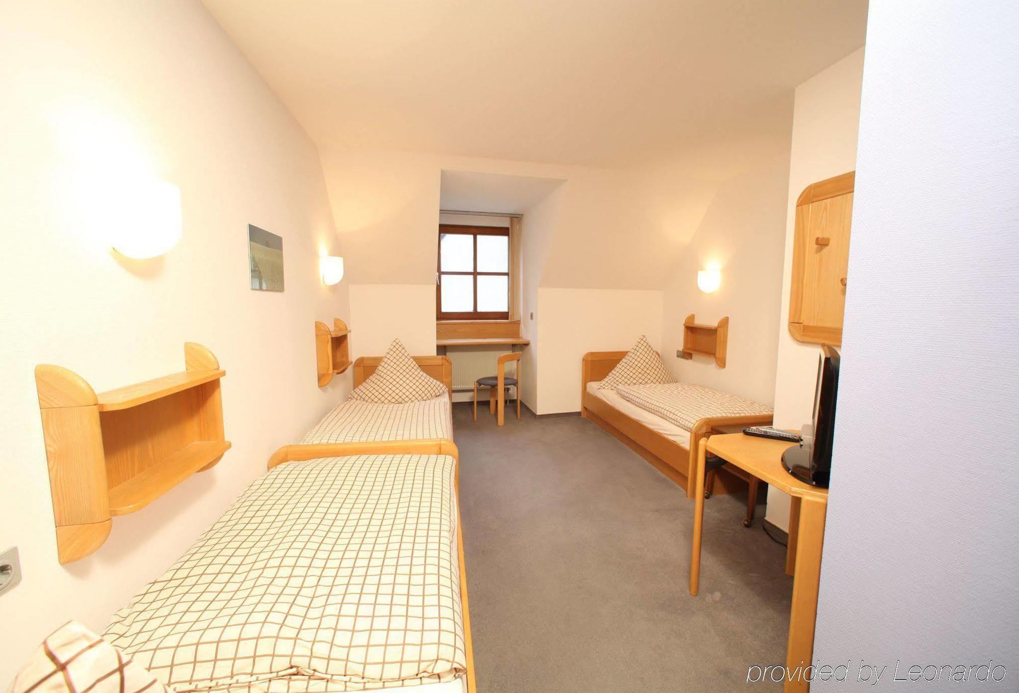 Hotel-Landgasthof Schuster غريدينغ المظهر الخارجي الصورة