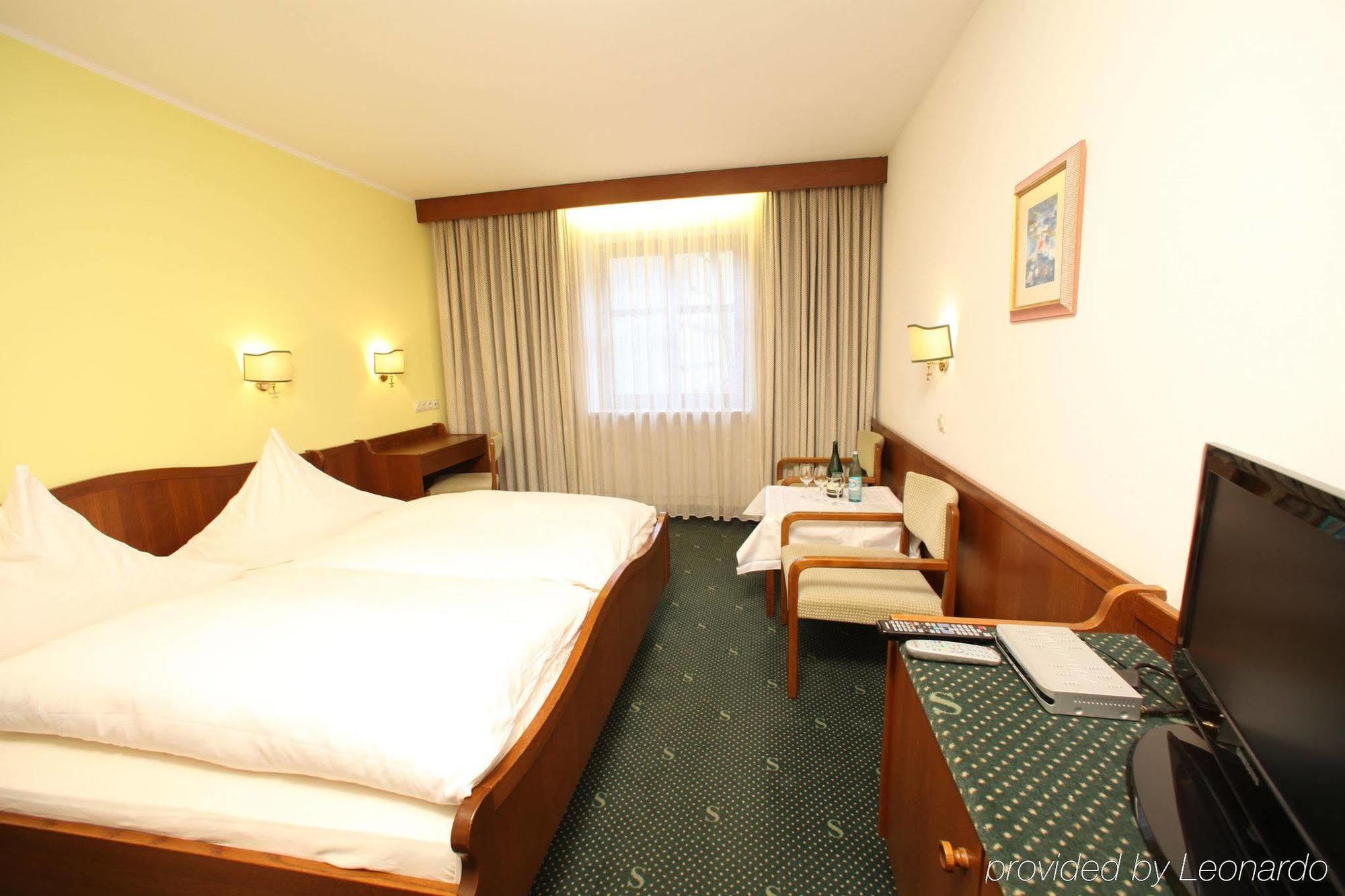 Hotel-Landgasthof Schuster غريدينغ المظهر الخارجي الصورة